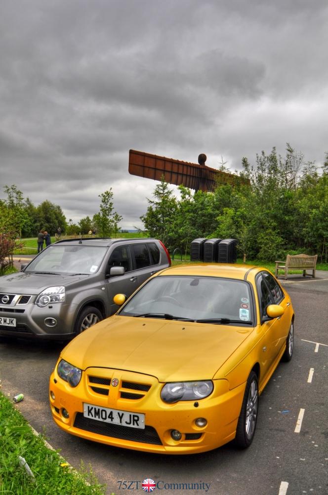 Angel of the North meets........